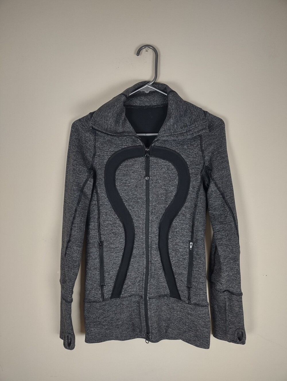 Lululemon Define Jacket Heathered Gray Size 2
